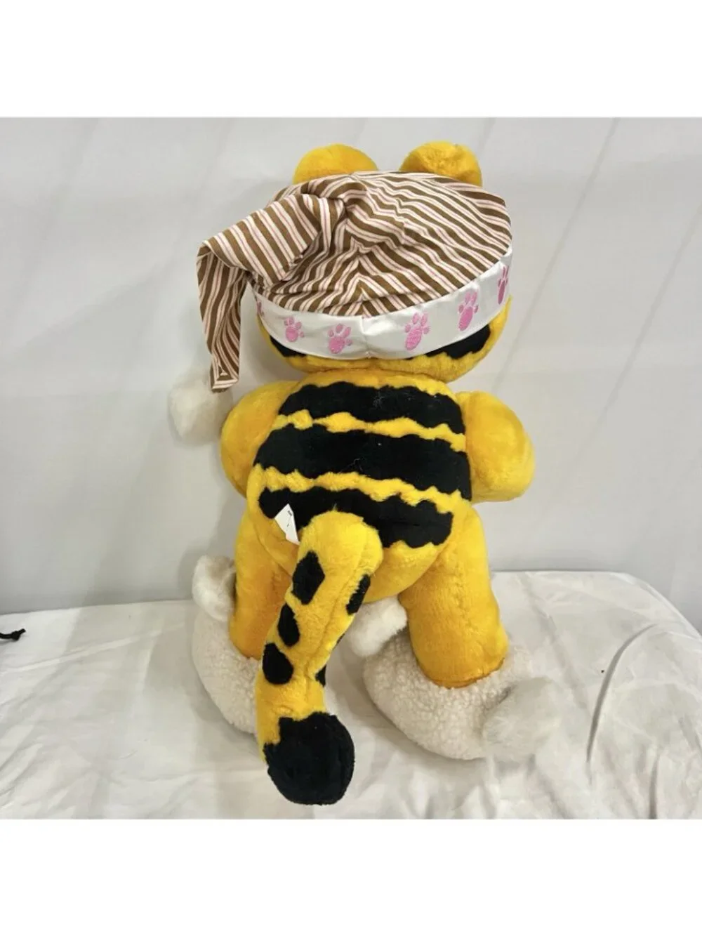 Vintage Garfield Plush Pajamas Bunny Slippers 1994 PAWS Bedtime Stuffed 18 Inch